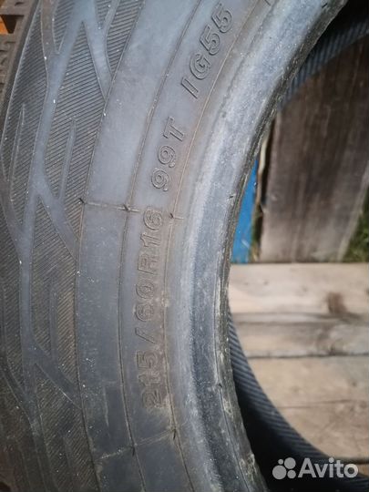 Yokohama Ice Guard IG55 215/60 R16 99T