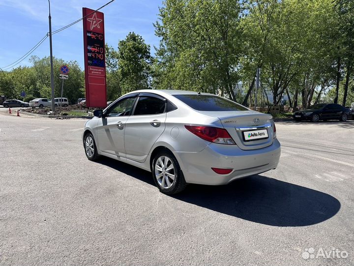 Hyundai Solaris 1.4 AT, 2011, 167 000 км