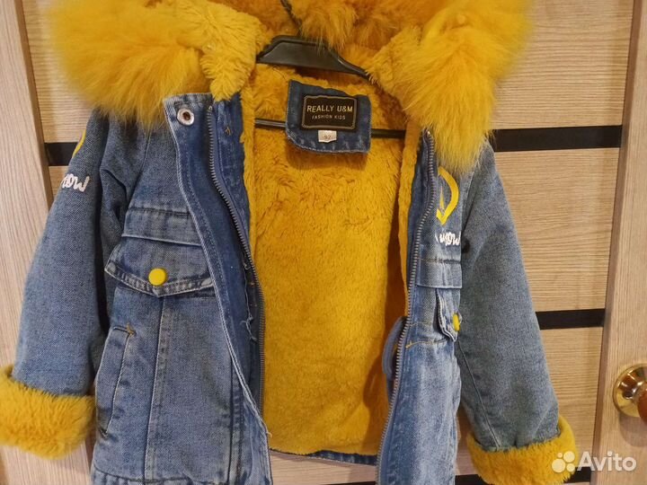 Куртка на девочку