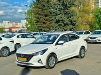 Hyundai Solaris 1.4 AT, 2021, 116 922 км, с пробегом, цена 1 310 000 руб.