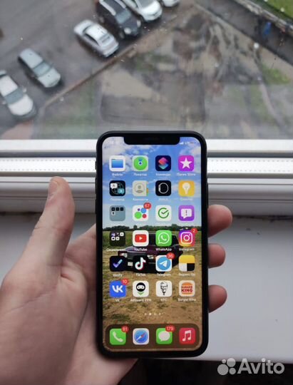 iPhone X, 256 ГБ