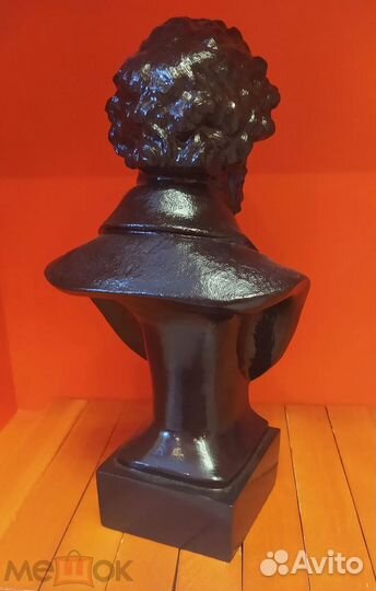 Бюст А.С. Пушкина касли Чугун Высота 32см Вес 6кг