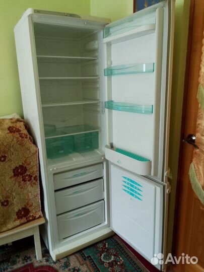 Холодильник Stinol