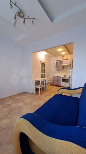 2-к. квартира, 32 м², 1/9 эт.