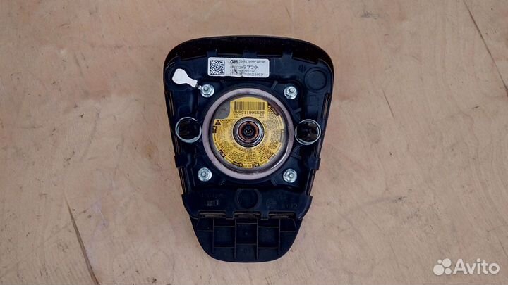 Подушка безопасности в руль Опель Astra J Zafira C