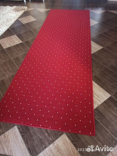 Красная ковровая дорожка