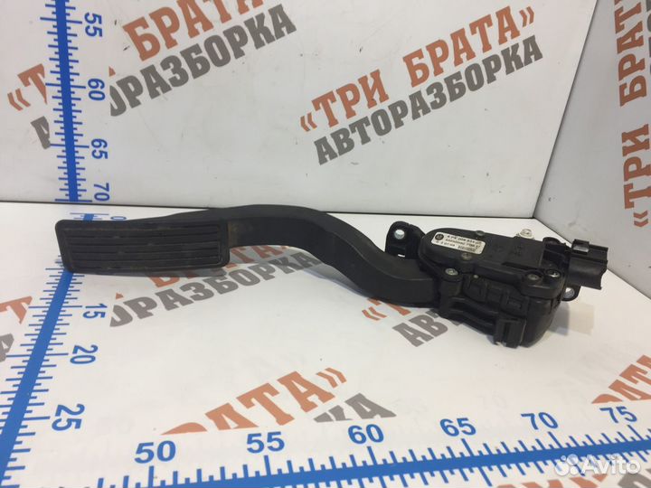 Лендровер Фрилендер Педаль газа электронная