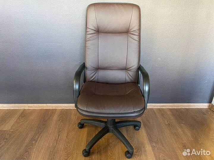 Кресло для офиса от производителя