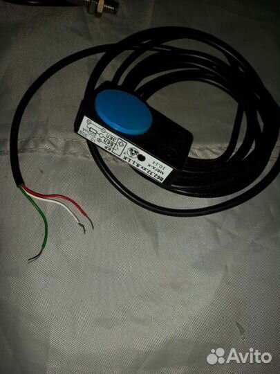 Интуктивный датчик