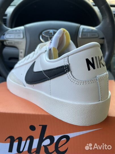 Кроссовки nike blazer