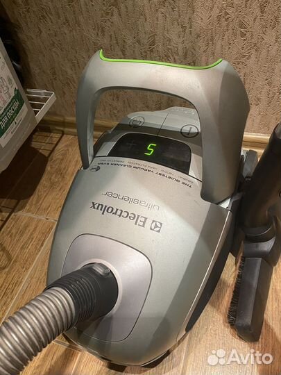 Пылесос electrolux работает идеально