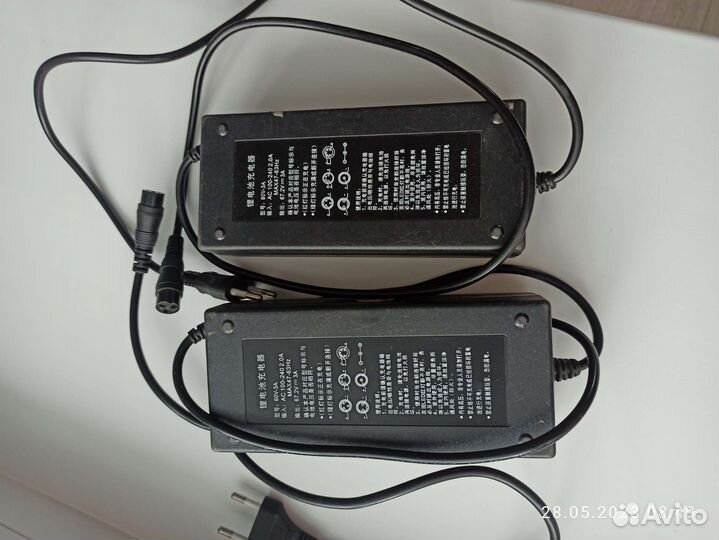 Зарядное устройство 67.2v 3A от Speed savage s11