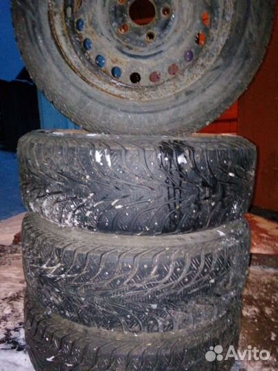 Yokohama IceGuard Stud IG65 195/65 R15 28W
