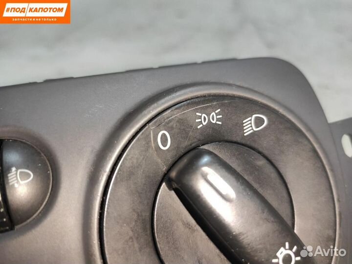Переключатель света Volkswagen Golf 5 2007