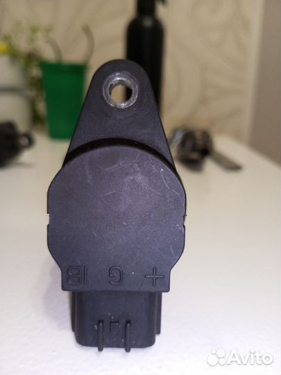 Катушка зажигания nissan bluebird QG18DD