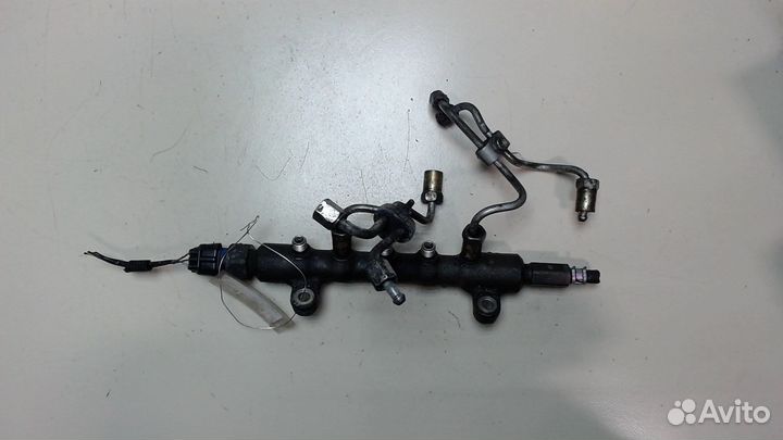 Рампа топливная Toyota Corolla Verso, 2007