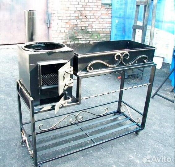 Мангал с крышей