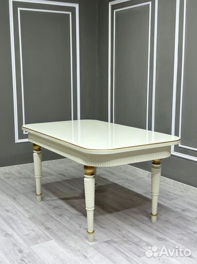 Кухонный стол. Доставка по всей России