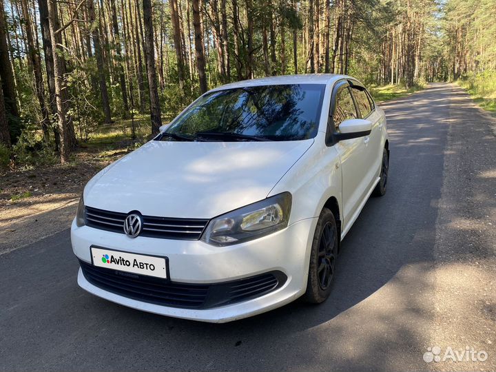 Volkswagen Polo 1.6 МТ, 2011, 282 000 км