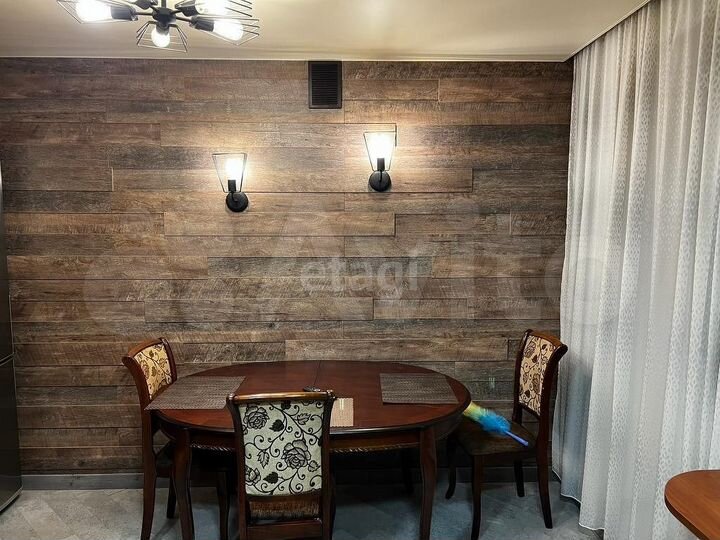 3-к. квартира, 100 м², 9/11 эт.