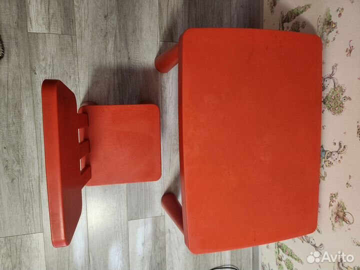 Детский стол и стул IKEA