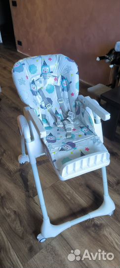 Стулик для кормления