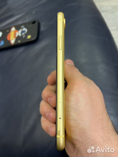 iPhone Xr, 64 ГБ
