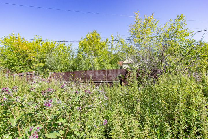 Дом 24,2 м² на участке 8 сот.