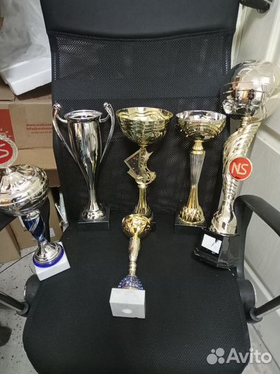 Спортивные кубки