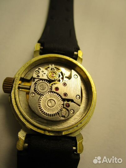Механические часы 