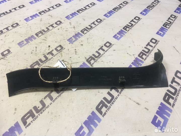 Обшивка багажника левая Форд Фокус 1 универсал