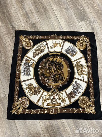 Платки, шарфы