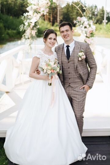 Свадебный фотограф видеограф