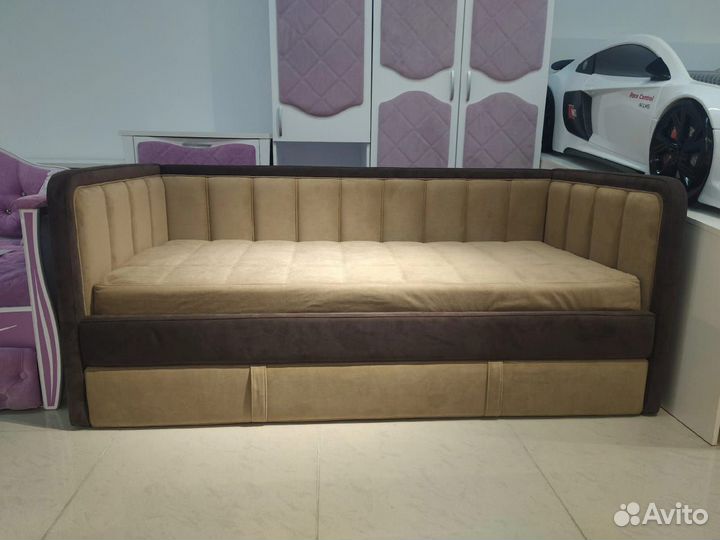 Детская кровать мягкая двухцветная 