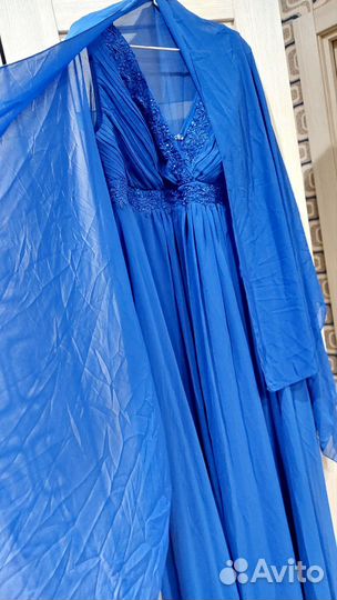 Платье вечпрнее