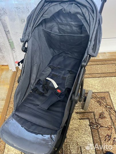 Прогулочная коляска Rich family