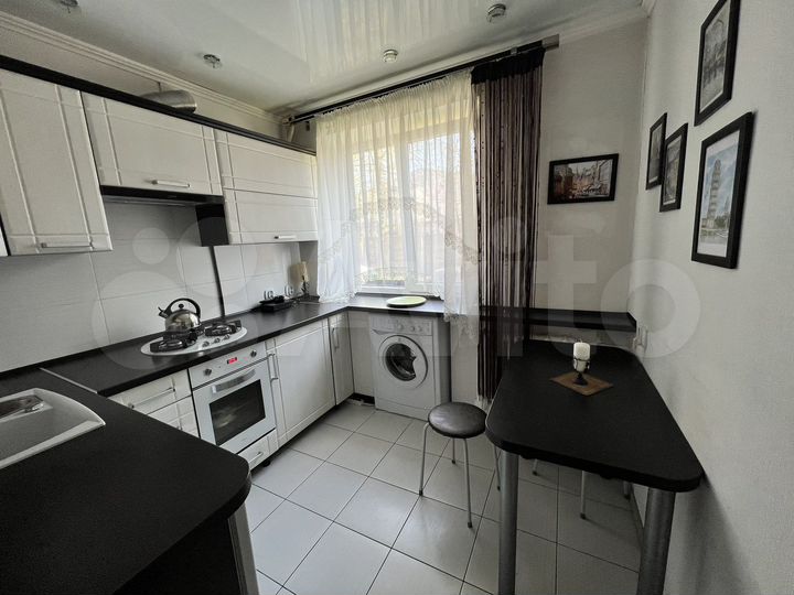 2-к. квартира, 42,4 м², 1/5 эт.