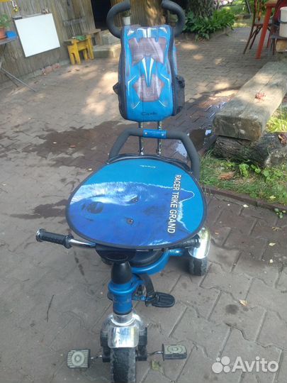 Детский трехколесный велосипед