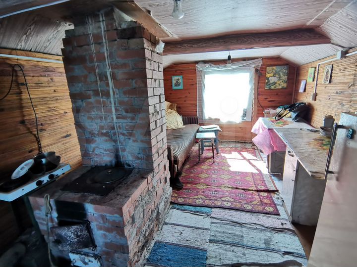 Дача 20 м² на участке 3,9 сот.