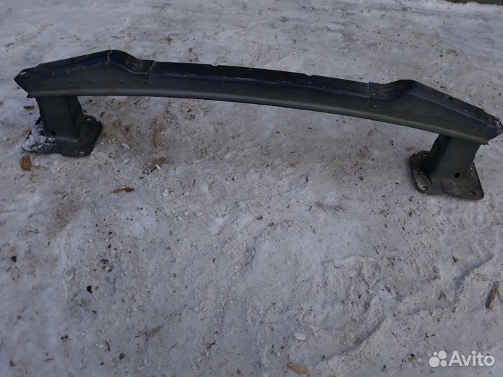 Задний усилитель бампера Mazda 3 BK