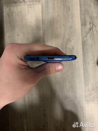 Samsung Galaxy A50, 4/64 ГБ
