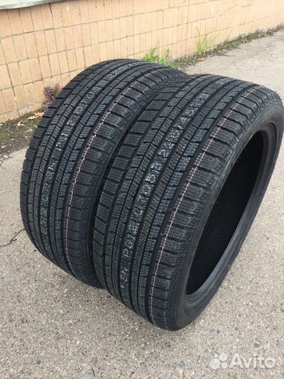 Auplus WinterCross 245/45 R18