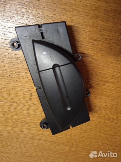 Кнопка Mercedes Benz W211 E-Klasse 2002-2009