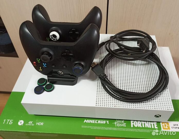 Xbox ONE s 1Tb all digital