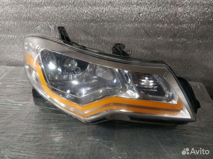 Фара-передняя правая Лифан Солано. 2015 г