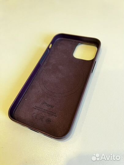 Чехол кожаный для iPhone 13 mini