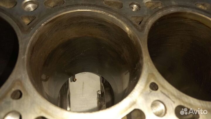 Блок цилиндров K7MA Renault