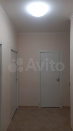2-к. квартира, 54 м², 3/17 эт.