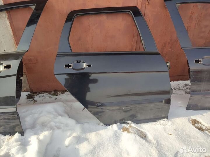 Peugeot 308 SW двери