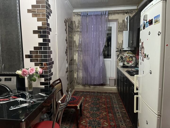 2-к. квартира, 57 м², 2/2 эт.